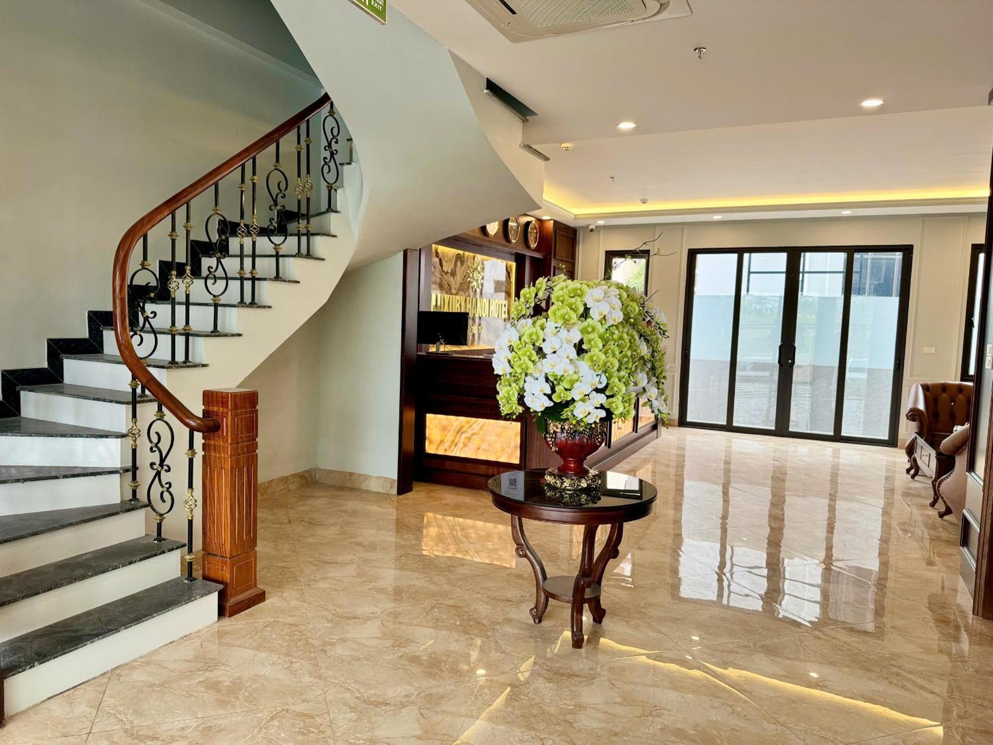 Luxury Hanoi Hotel — Photos 2